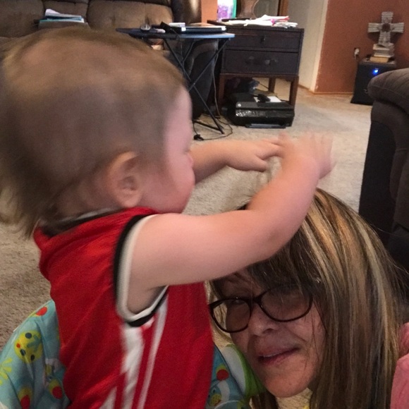 Meet your Posher, Shannon - Picture 1 of 2